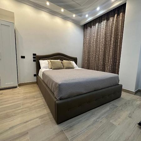 Le Chic Rooms Napoli Dış mekan fotoğraf