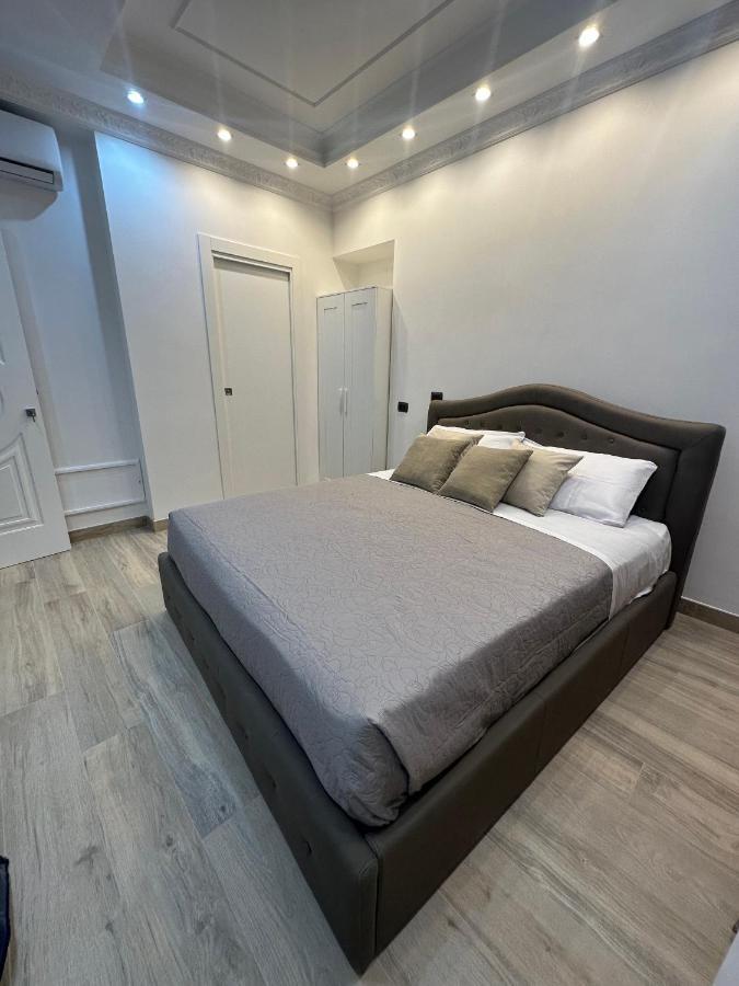 Le Chic Rooms Napoli Dış mekan fotoğraf