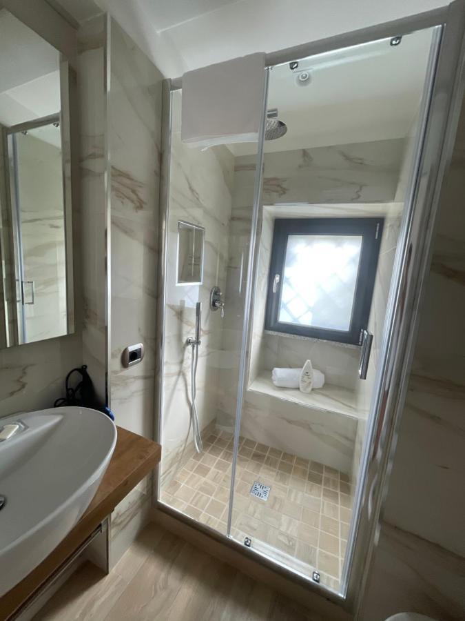 Le Chic Rooms Napoli Dış mekan fotoğraf